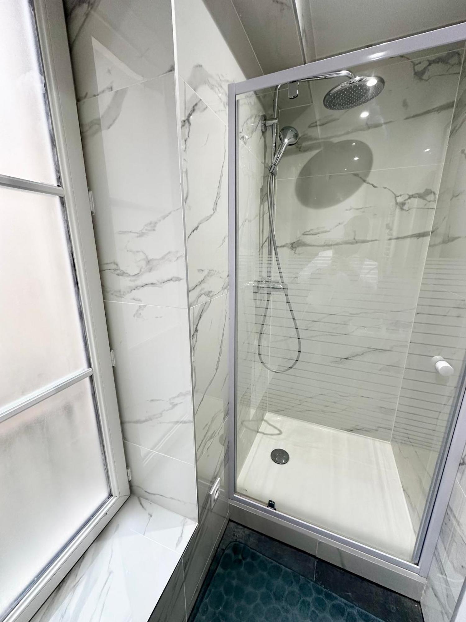 Magnifique 2 Pieces Refait A Neuf - Parking Apartment Paris