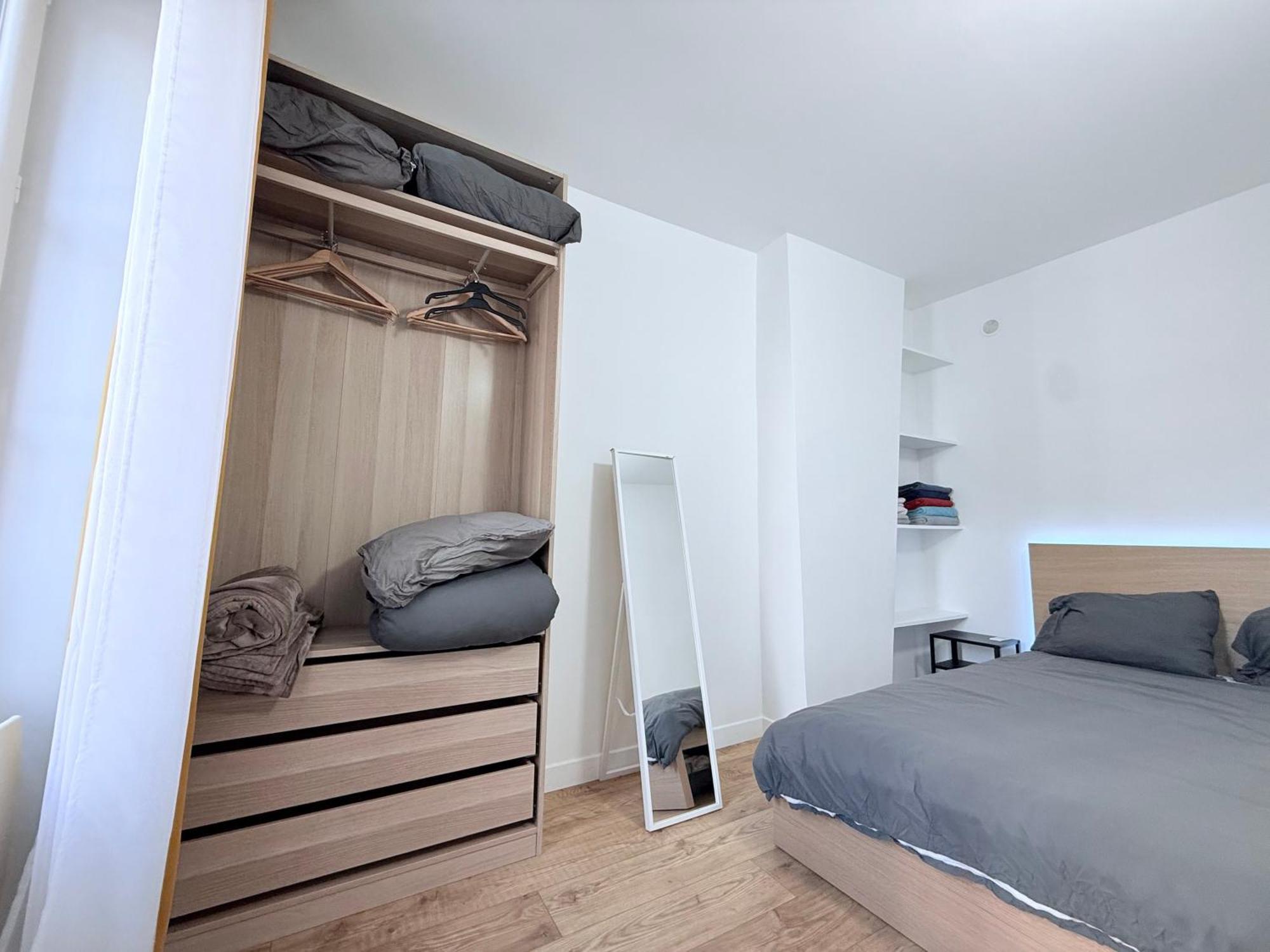Magnifique 2 Pieces Refait A Neuf - Parking *