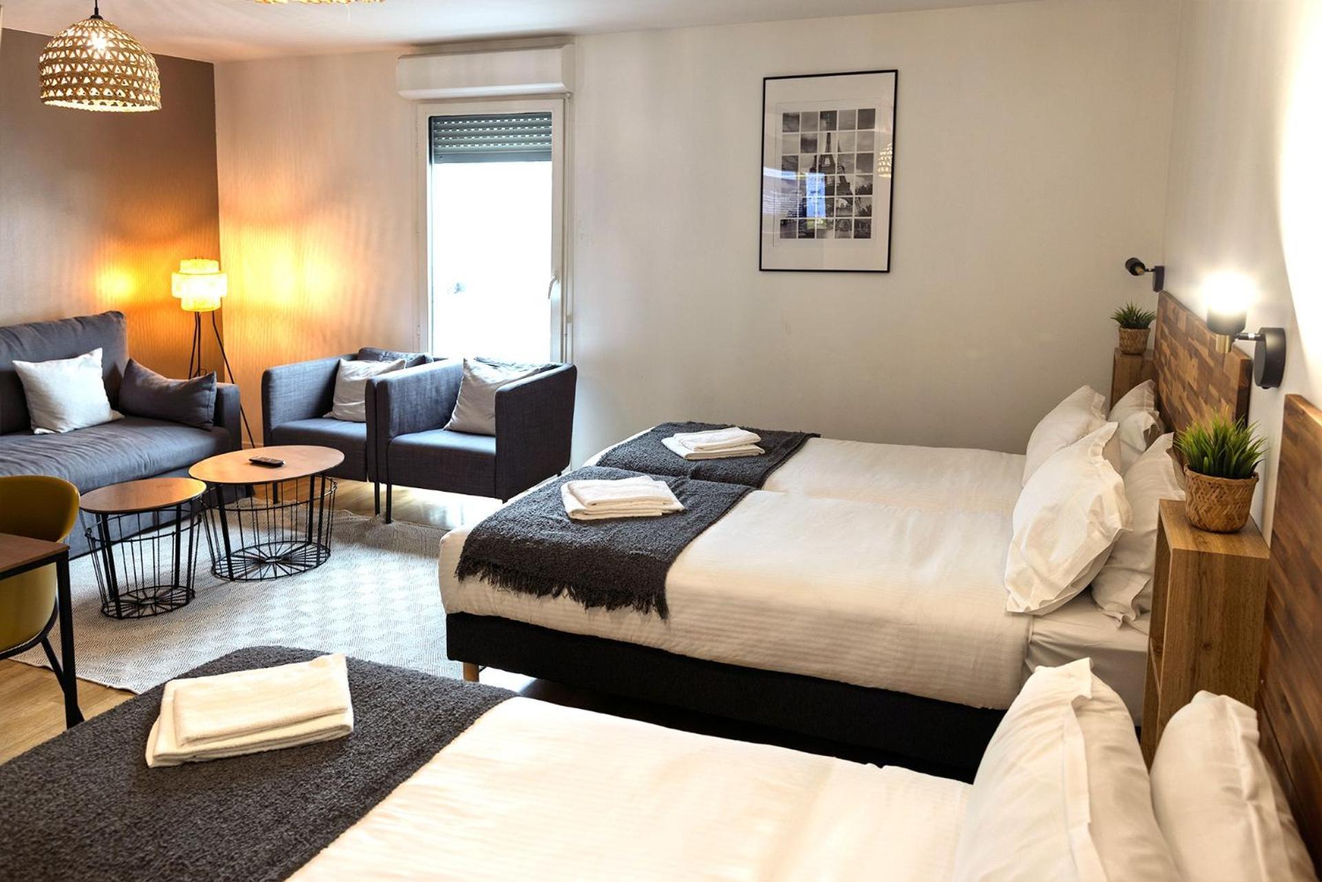 In 13 Hotel