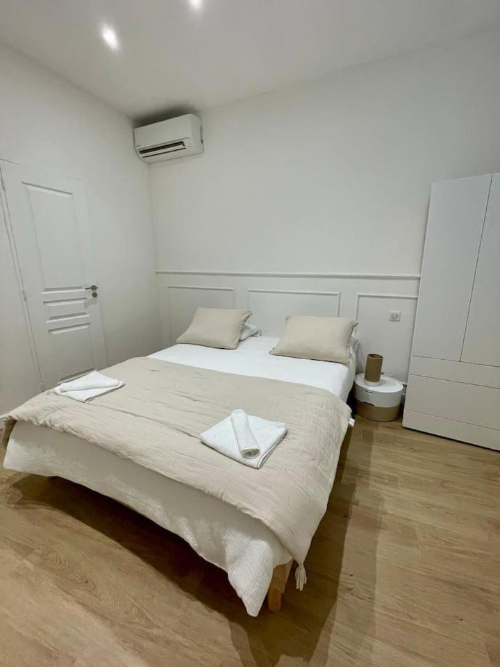 Luxury - Champs Elysees *