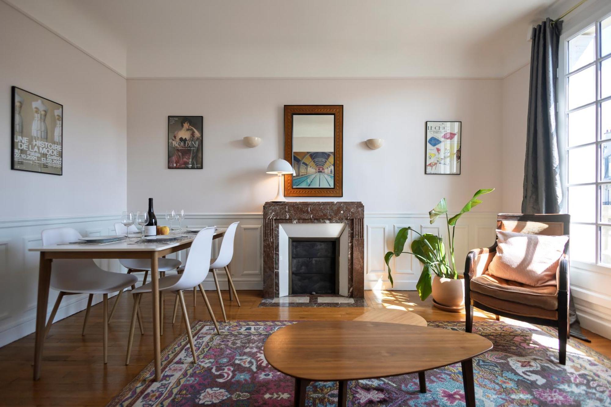 Apartment Lovely & Quiet A Montmartre Paris