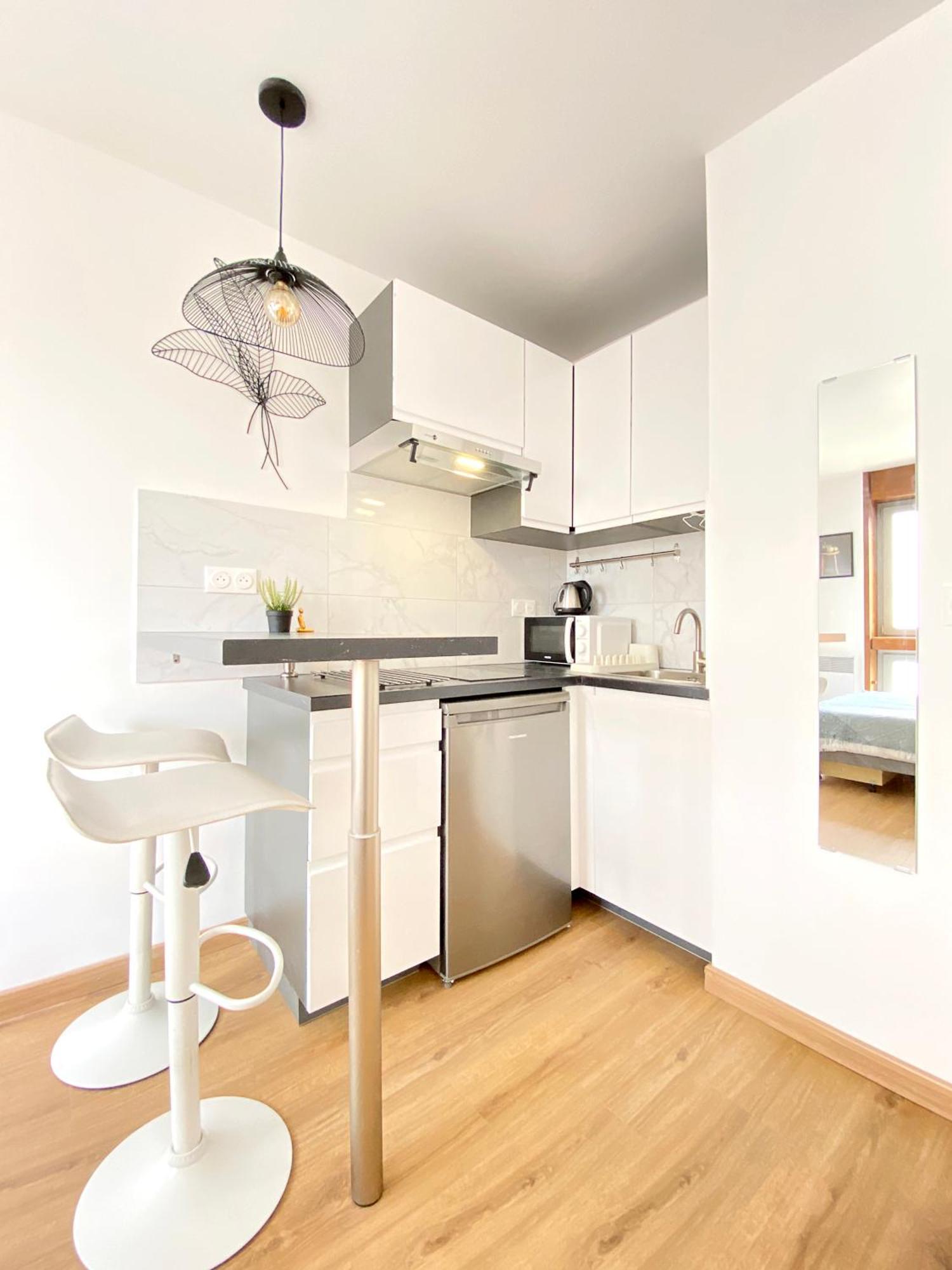 Apartment Cosy Flat Walkable Distance To Eiffel Tower