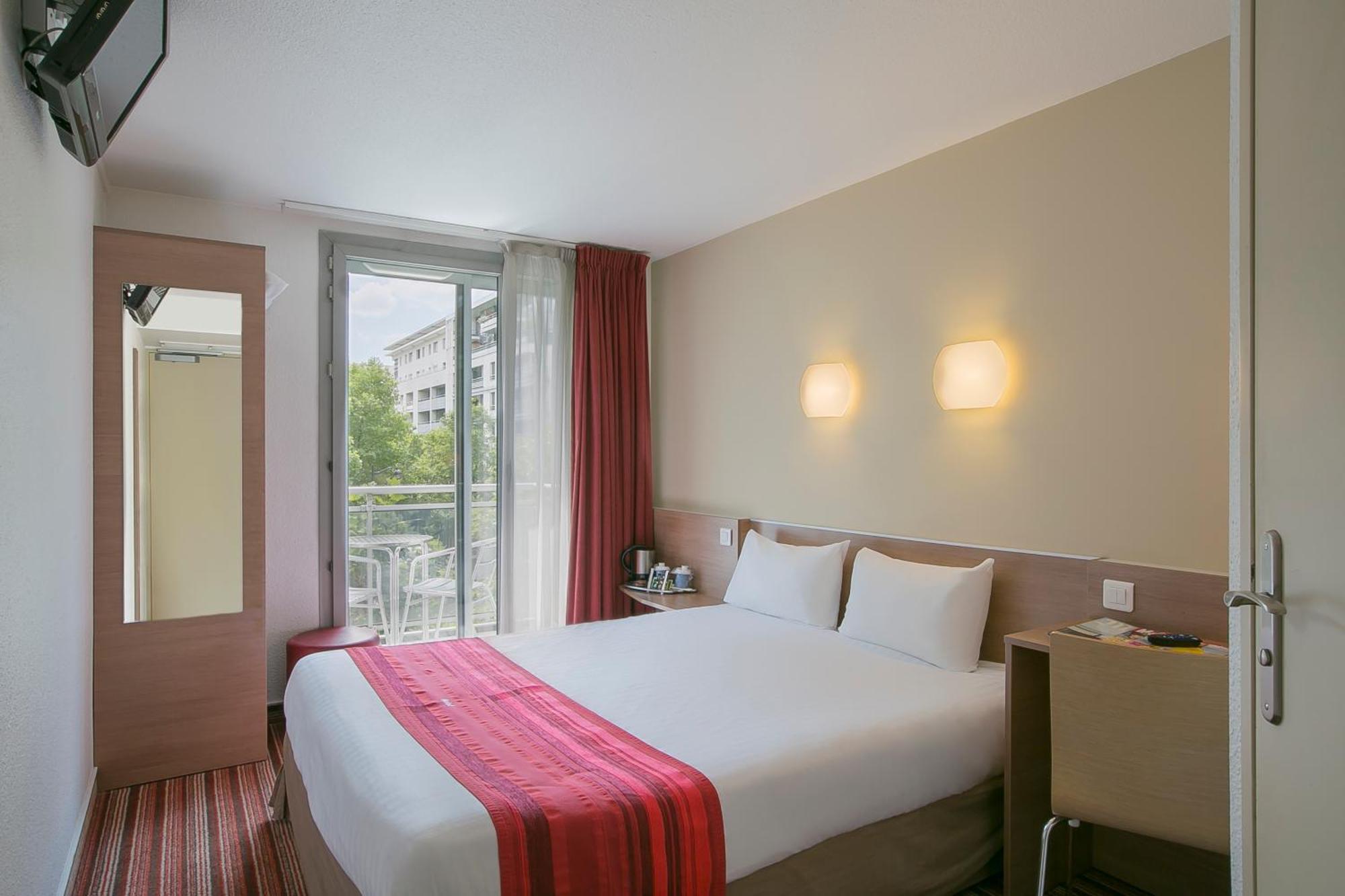 Kyriad Bercy Village Paris