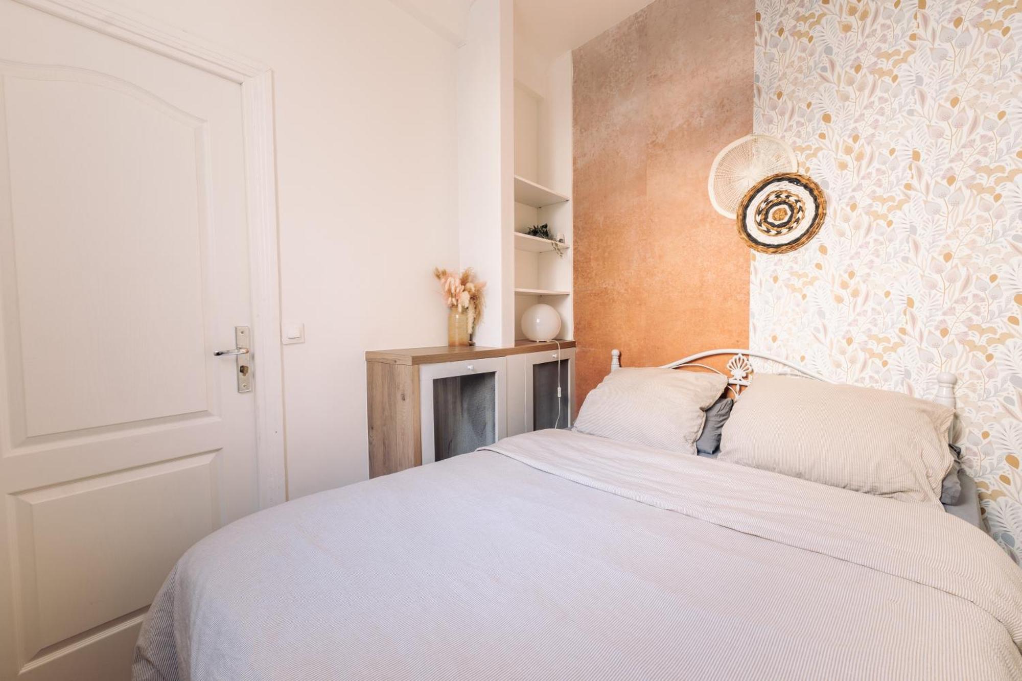 Le Pinky Bird - Lafayette Paris
