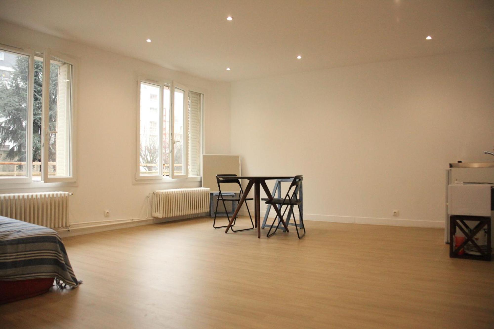 Renew Spacious & Quiet Apartment *