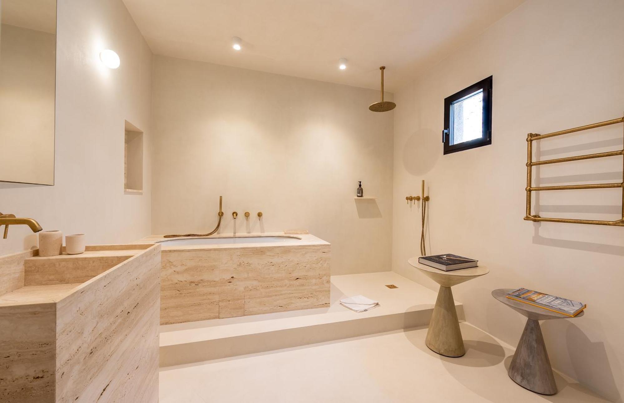 Apartment Lease Mobility L Champs-elysee & Eiffel View L Triplex 2br & Rooftop