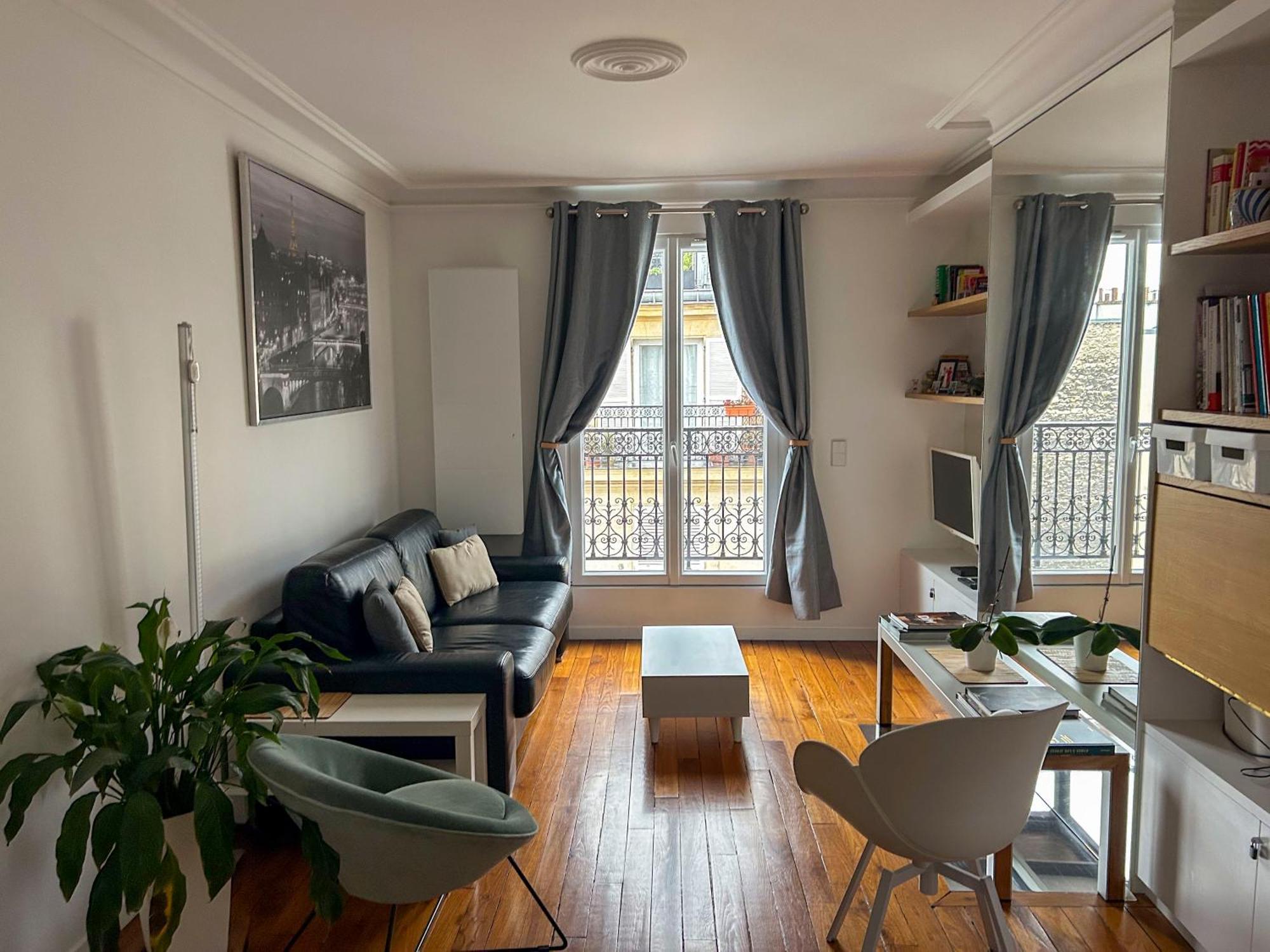 Bastille Hideaway *