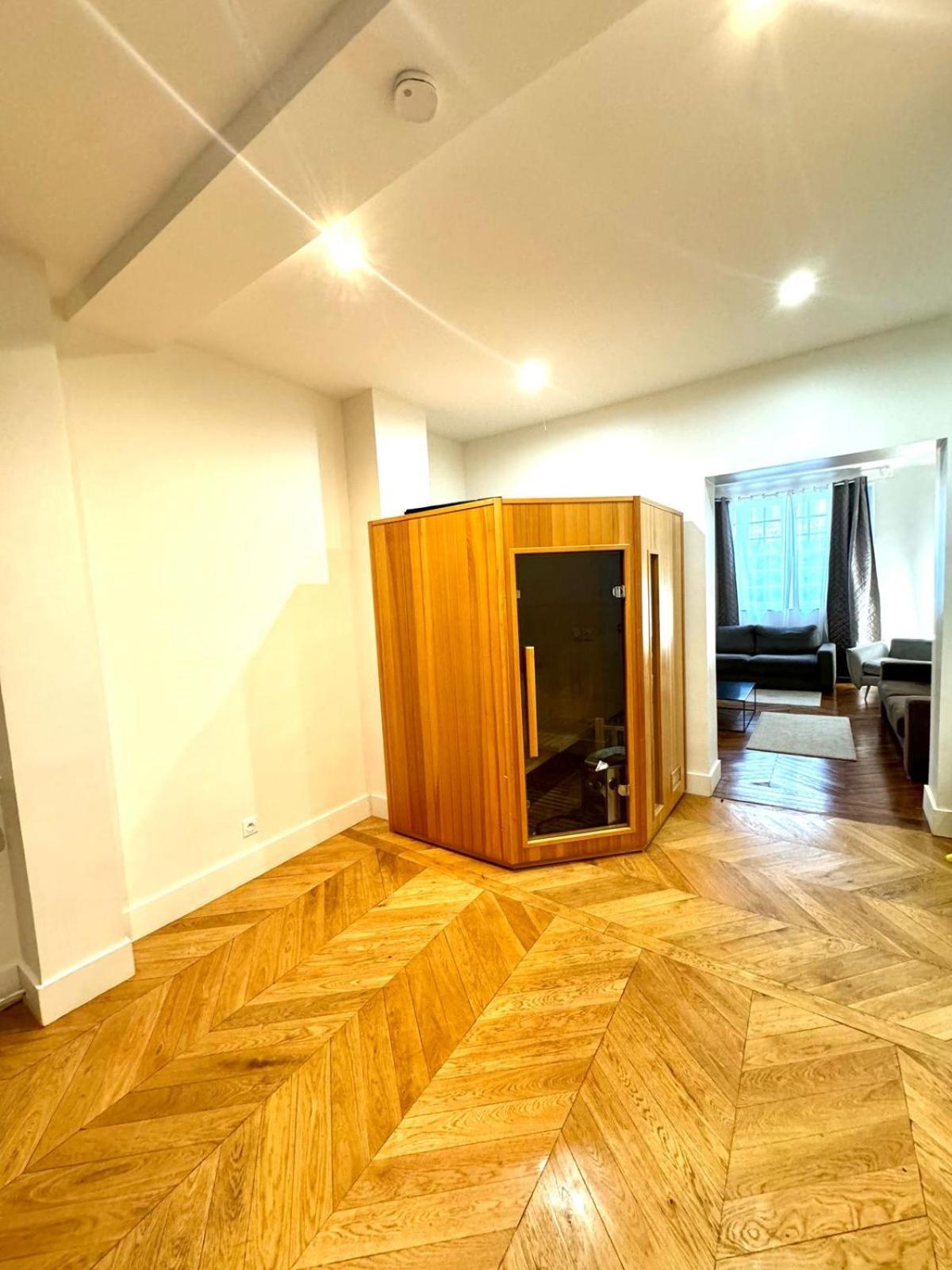 Auteuil 16 Apartment