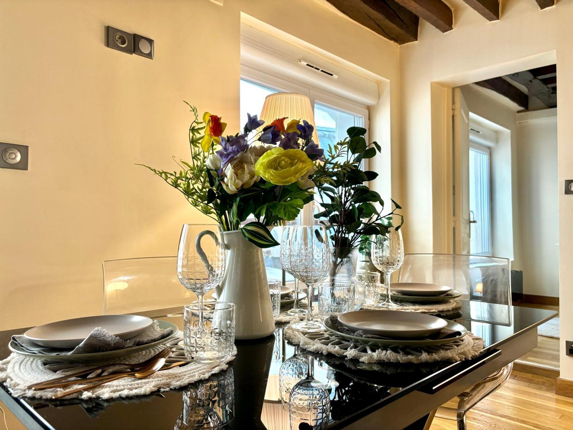Grands Boulevards 4 Guests *