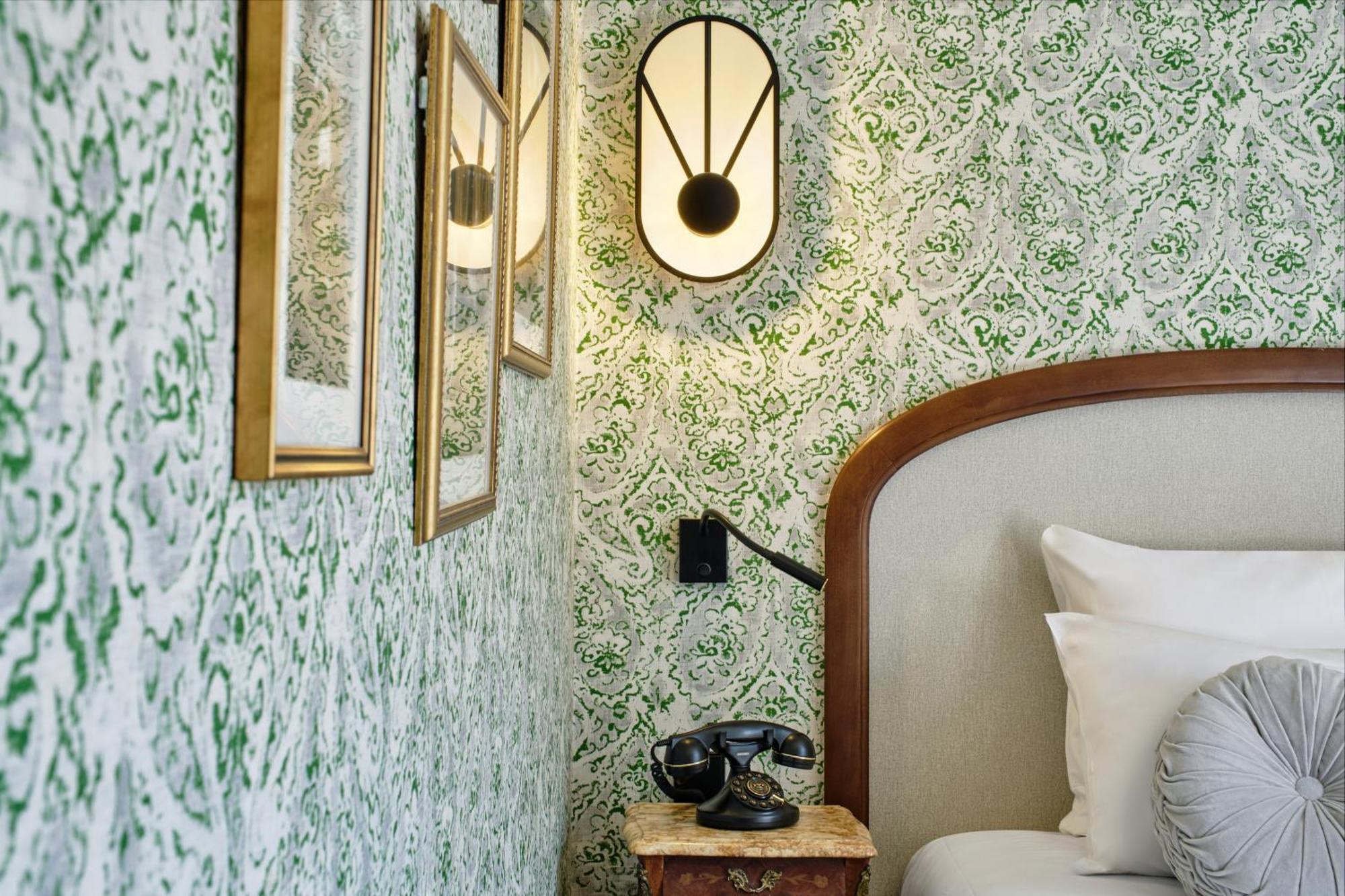 Hotel Josephine By Happyculture 4*