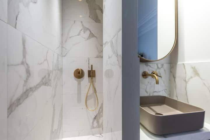 Luxury - Champs Elysees Apartment *