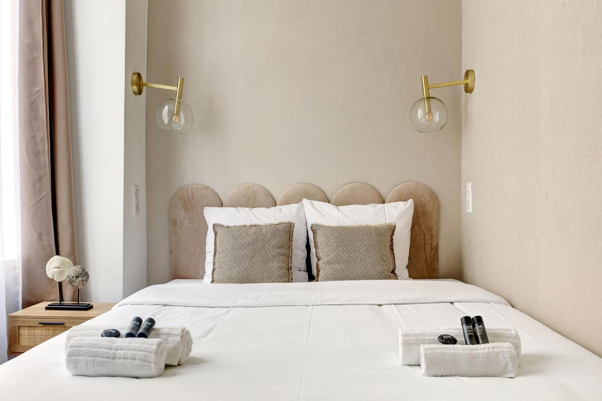 Apartment Elegant Pres Du Jardin Du Luxembourg