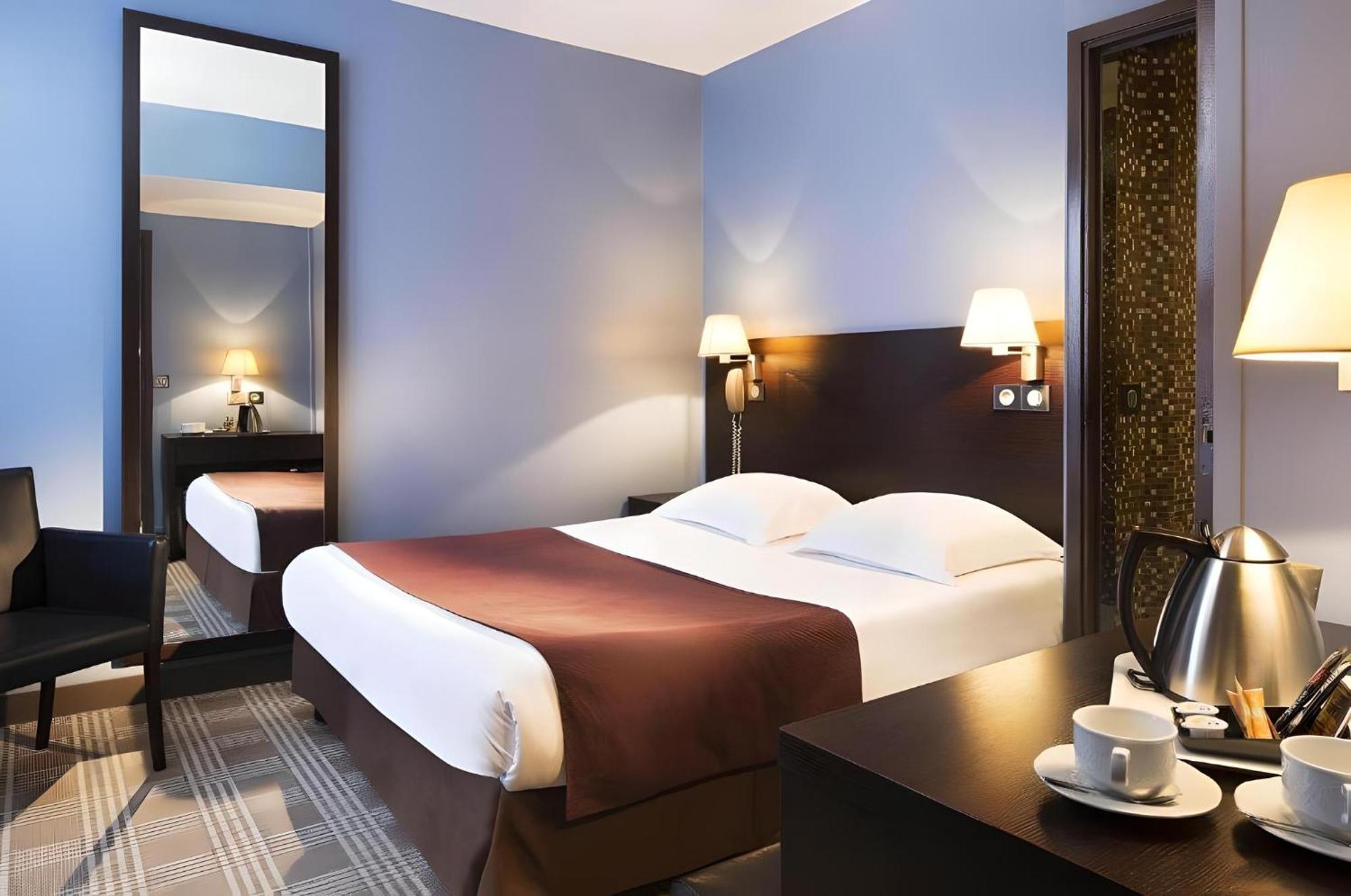 Hotel Sophie Germain 3*