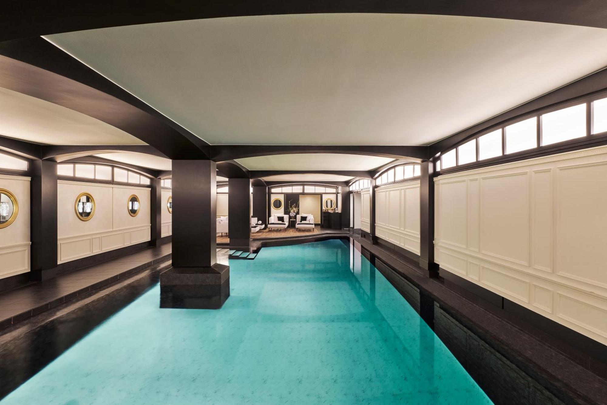 Barrière Fouquet's Hotel 5*