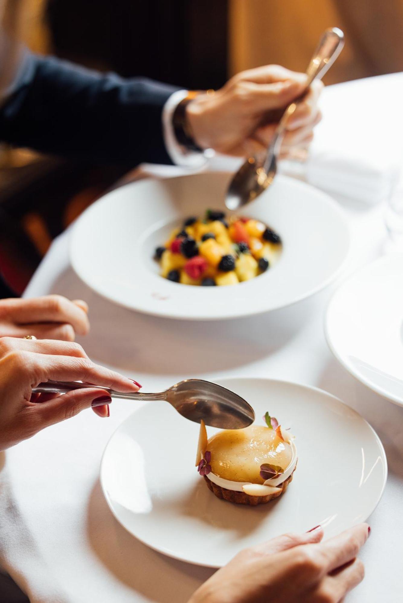 Barriere Fouquet's Hotel Paris