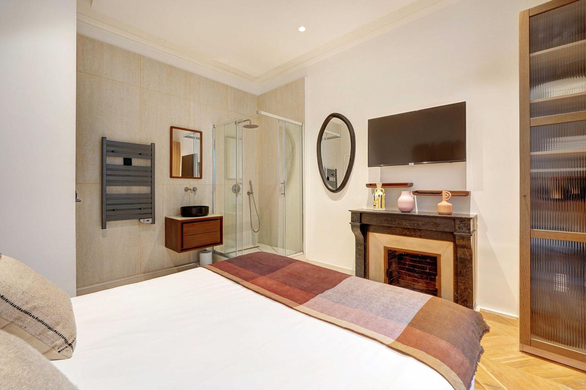 Charm And Elegance For 8p-3br - Grands Boulevards Paris