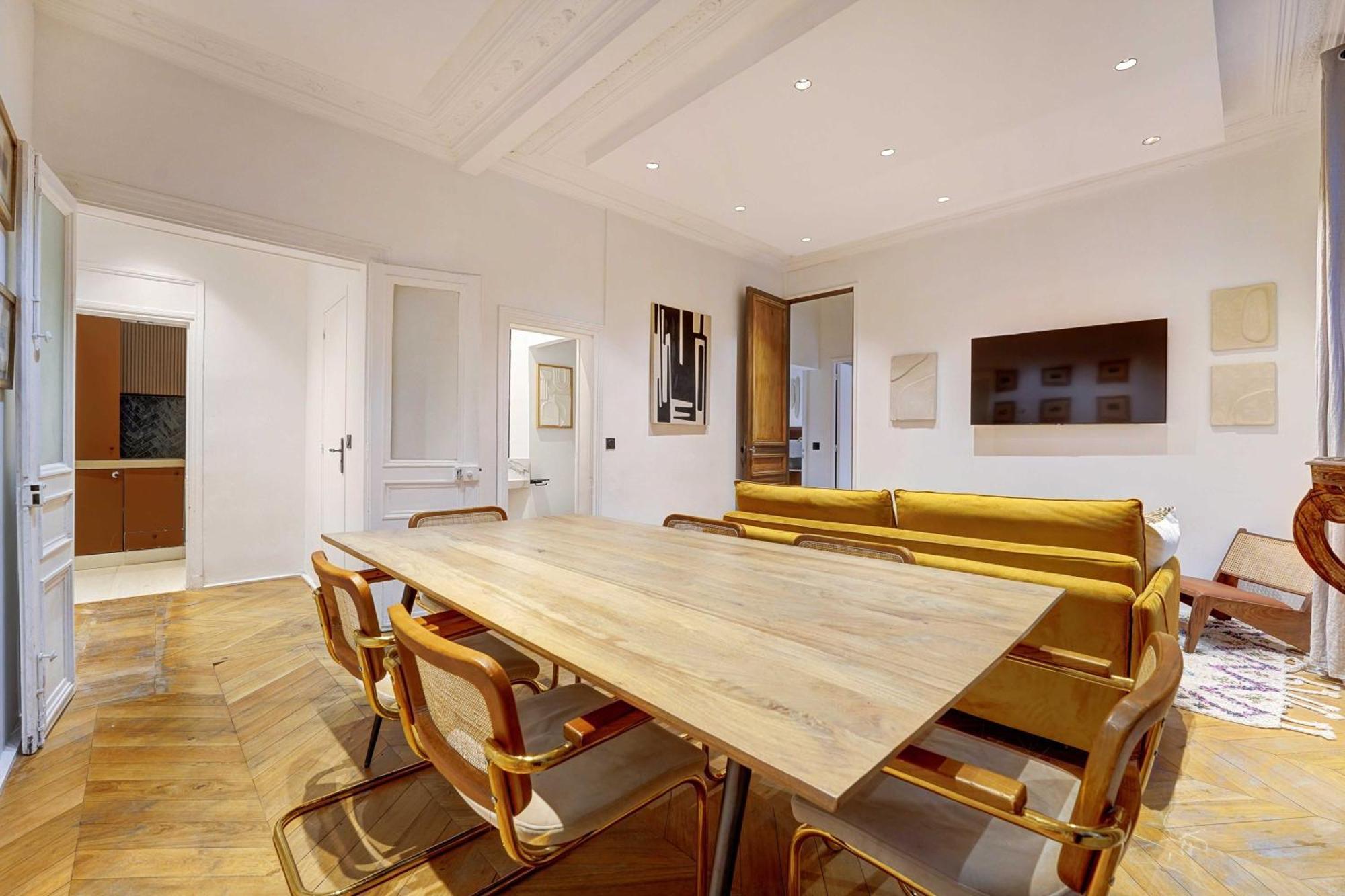 Apartment Charm And Elegance For 8p-3br - Grands Boulevards Paris