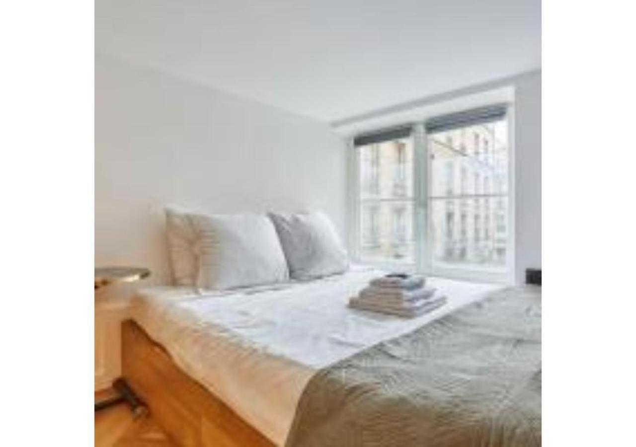 Duplex Center Of By Studioprestige * Paris