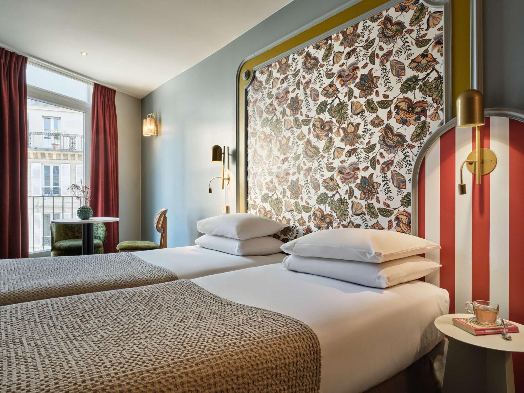 Hotel Mercure Notre Dame Saint Germain Des Pres 4*