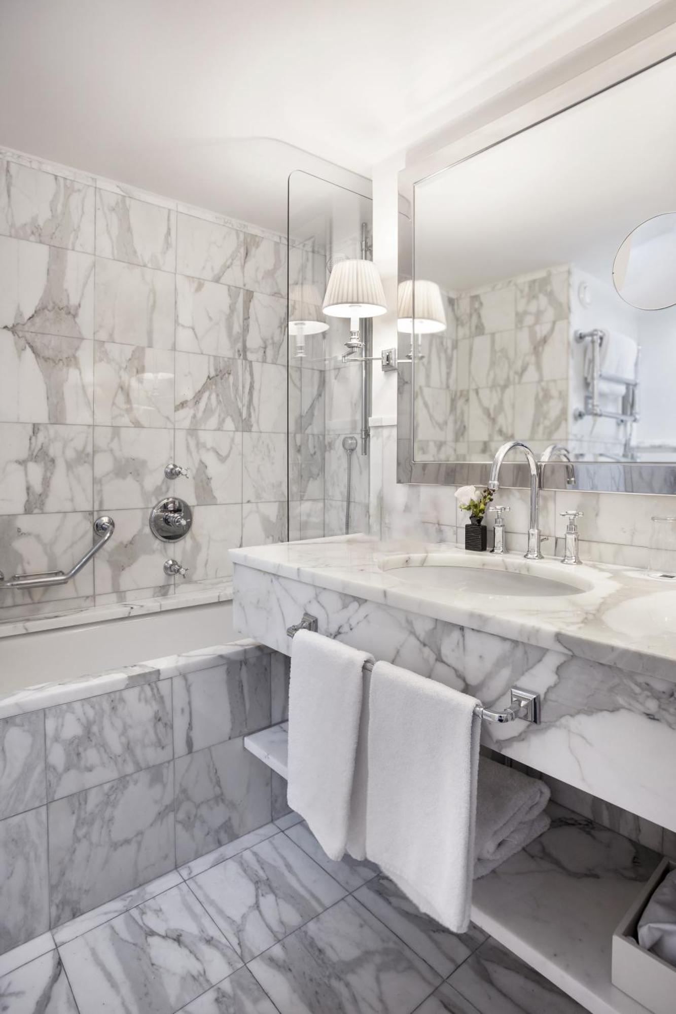 Castille - Starhotels Collezione Hotel