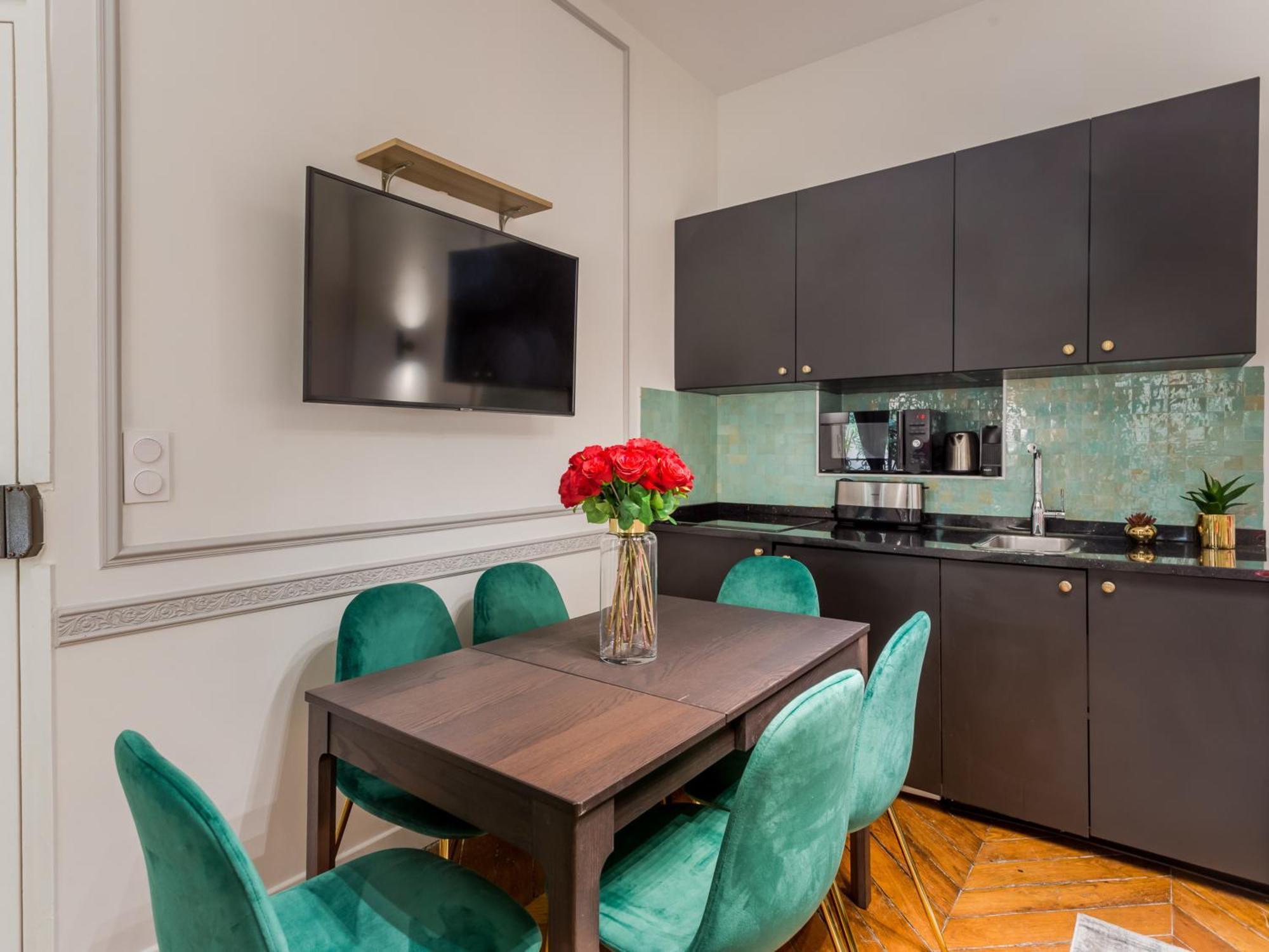 Apartment Merveil - Luxury - Louvre - Aboukir Iv Paris