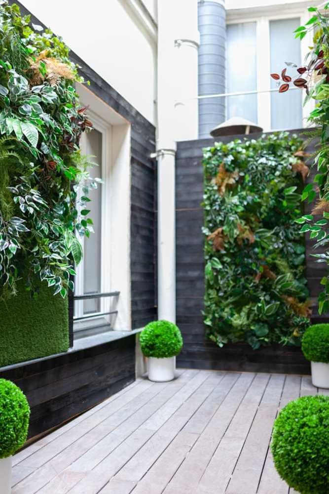 Hotel Tinah Paris, Champs Elysees 2*