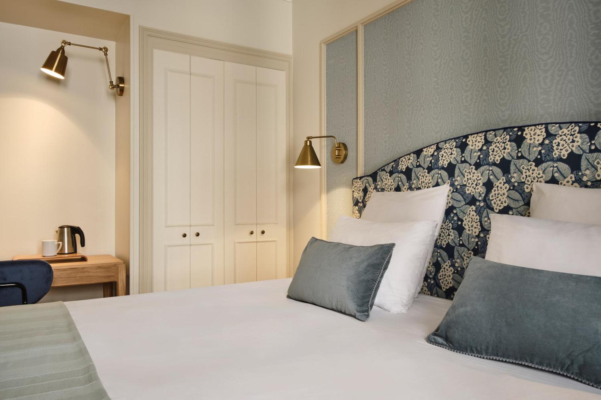 Hotel Etoile Saint Ferdinand By Happyculture Paris