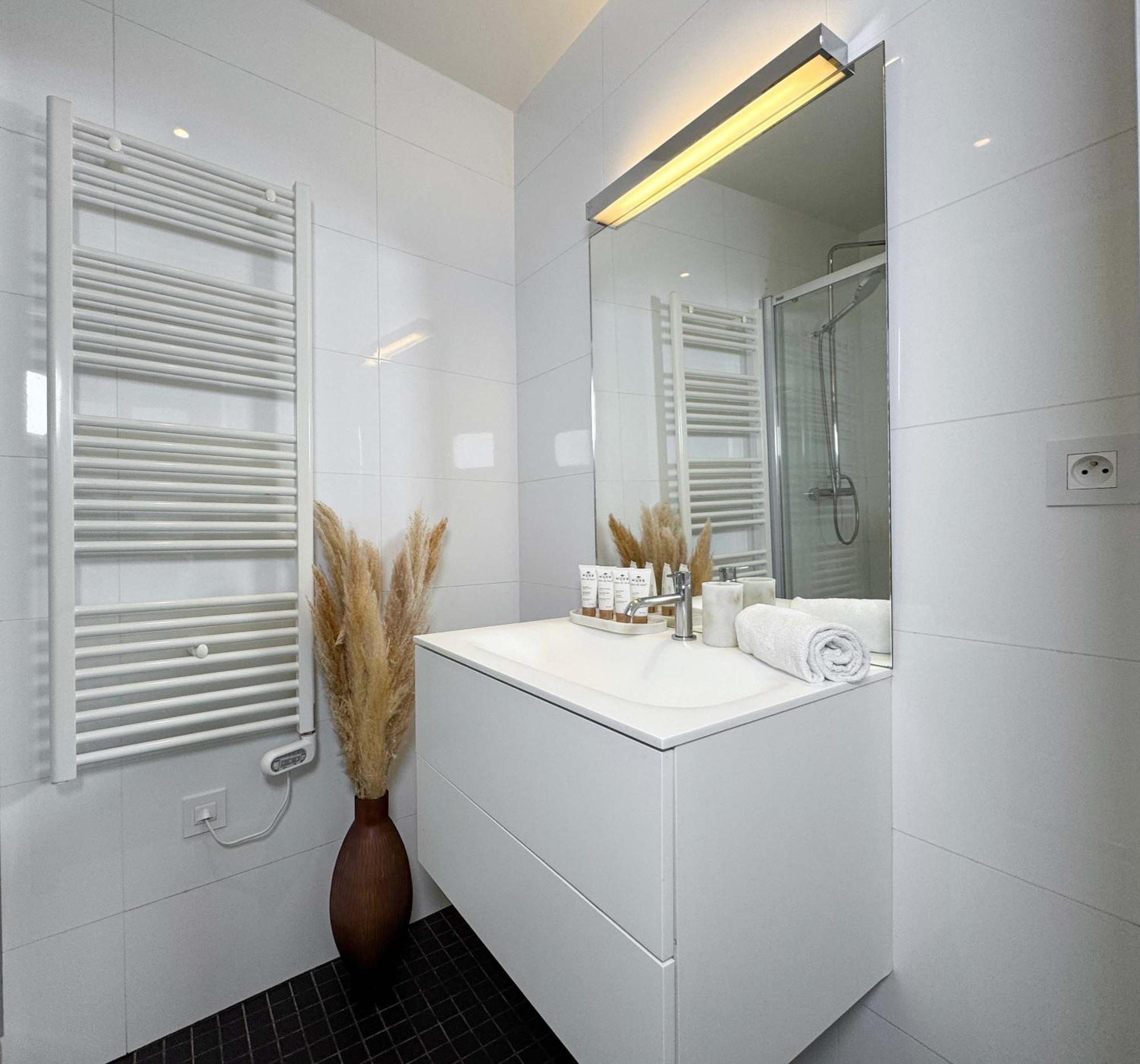 Apartment Luxembourg Garden Family Flat Delight *
