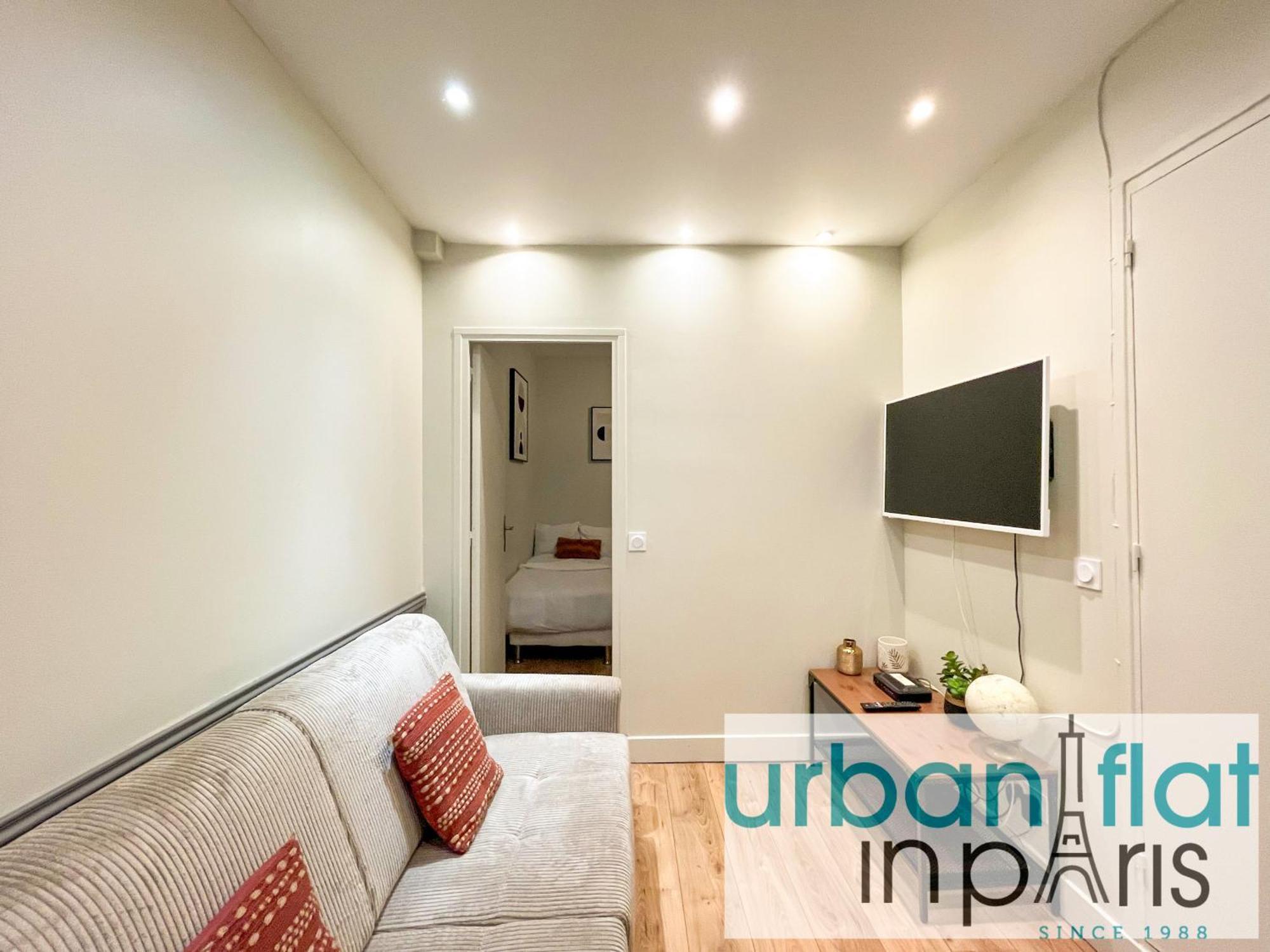 07 Flat Of Grand Boulevard Apartment Paris
