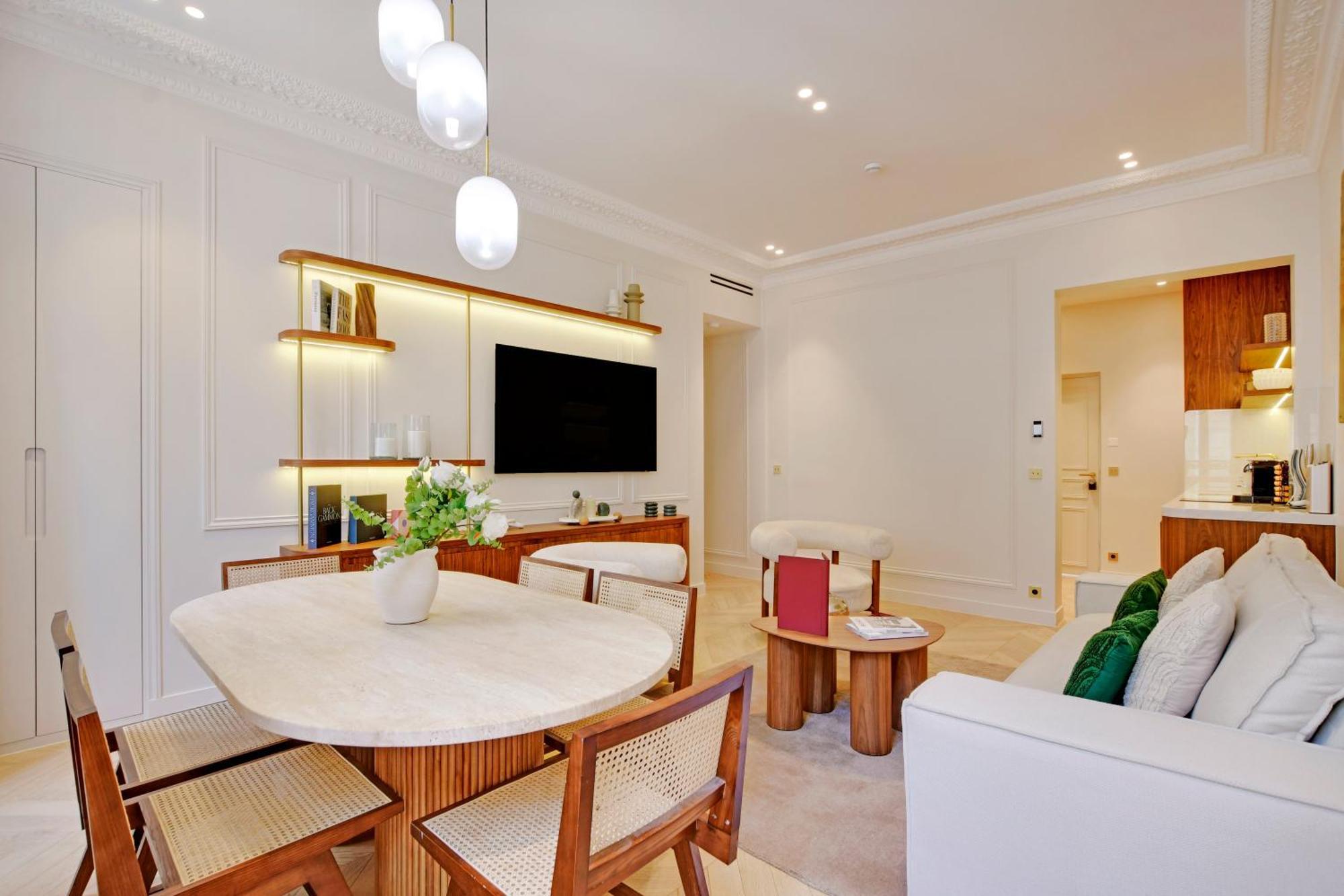 Apartment Maison Galante's With Services In La Madeleine - Opera *
