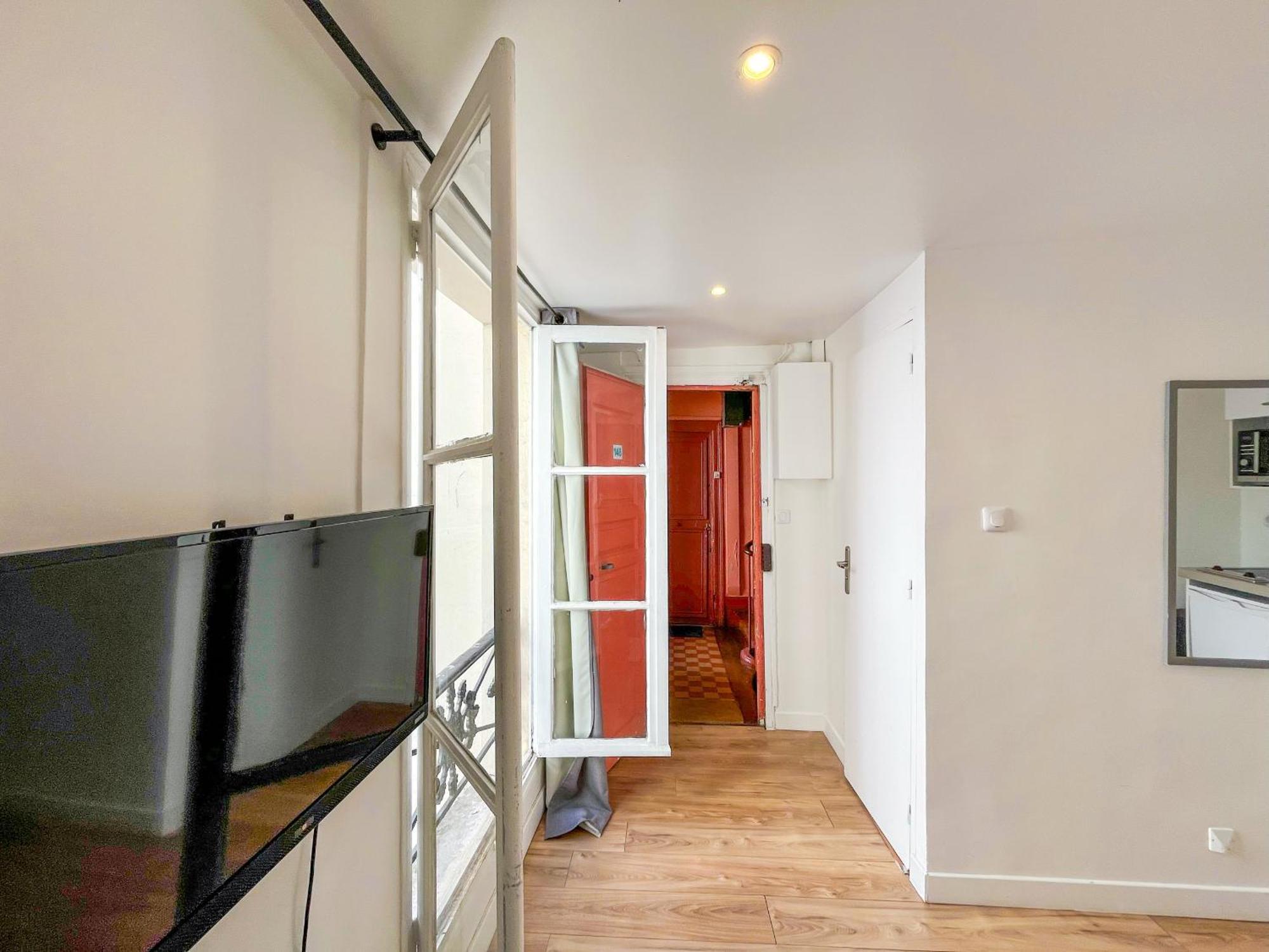 148 - Urban In Apartment