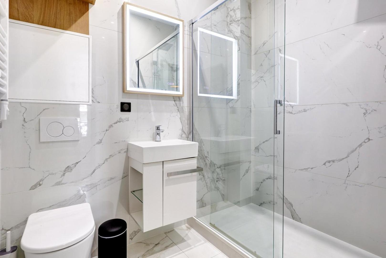 Bluestay 288 - Superbe A 17 Paris