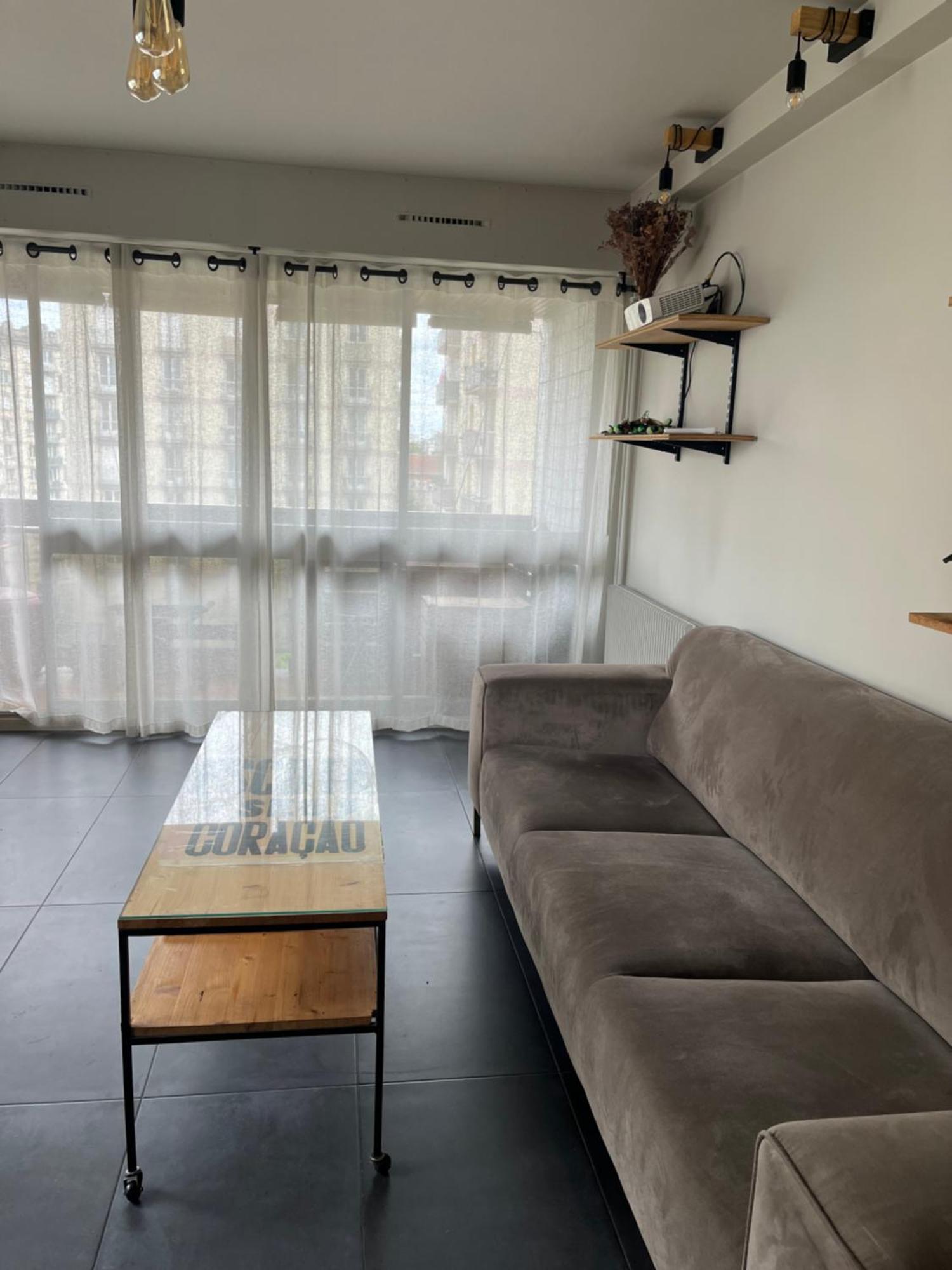 Terrasse Avec Vue, Proche Bercy-paris, 3 Pieces Spacieux Et Confort