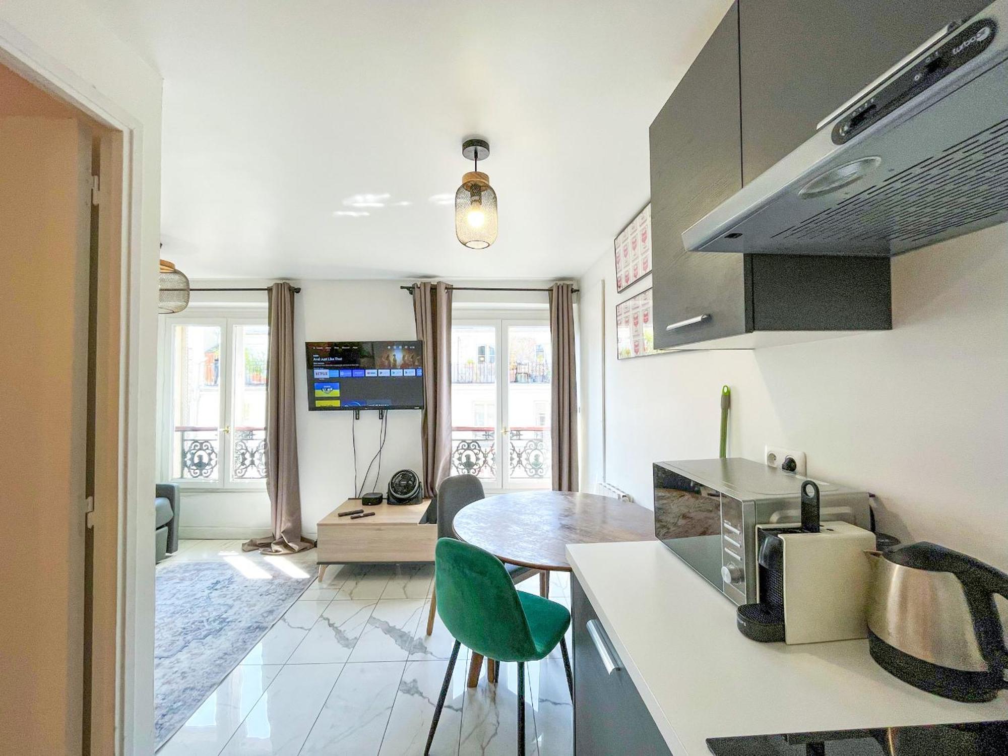 Apartment 143 - Urban Charming Flat In Center Of
