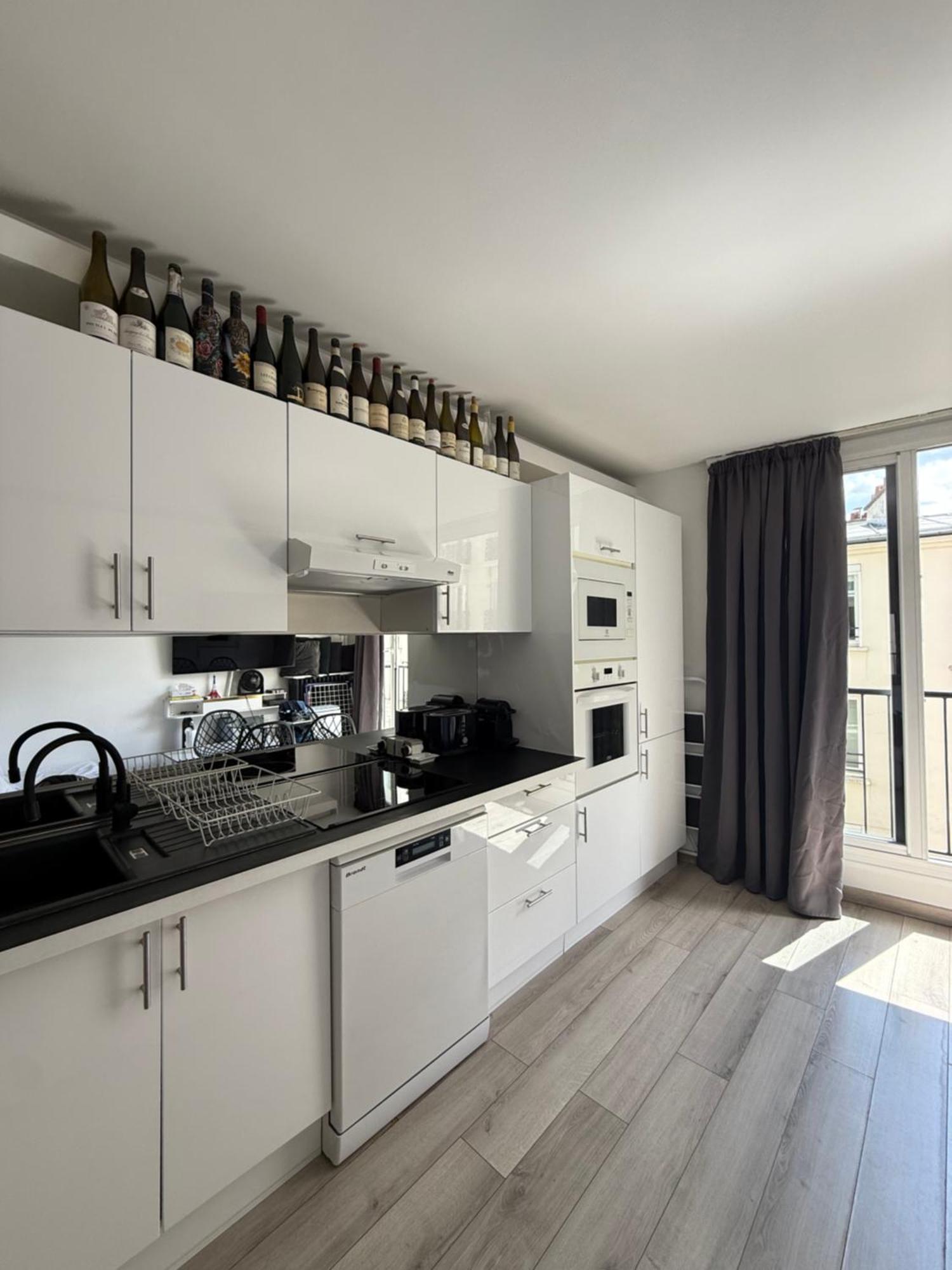 Apartment Like Arc De Triomphe, Champs Elysees, Tour Eiffel