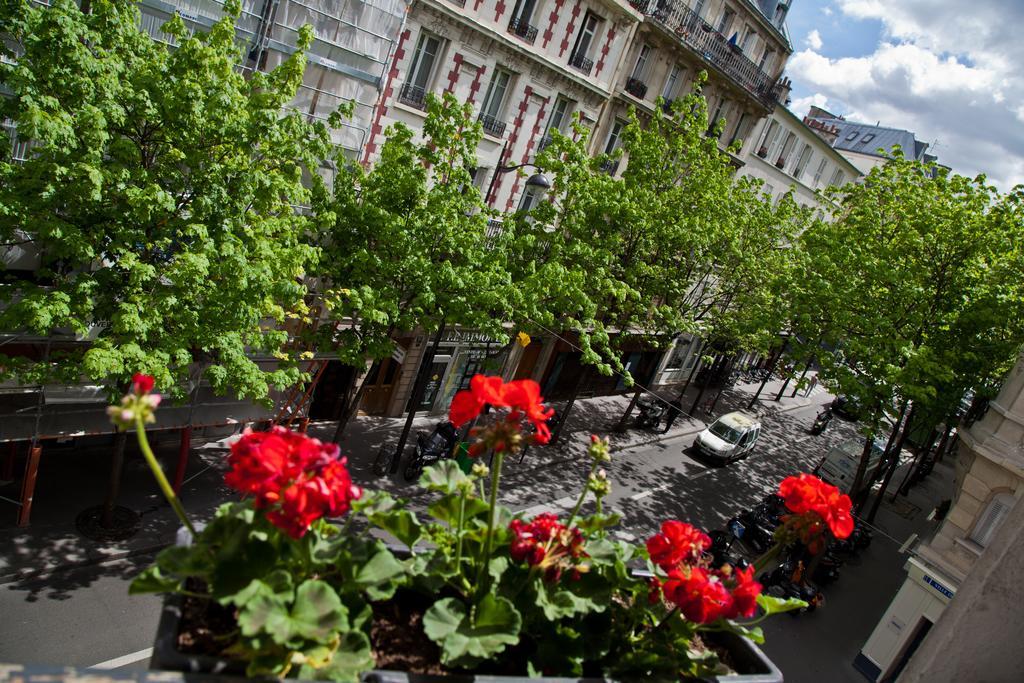 Du Mont Dore Batignolles Hotel Paris