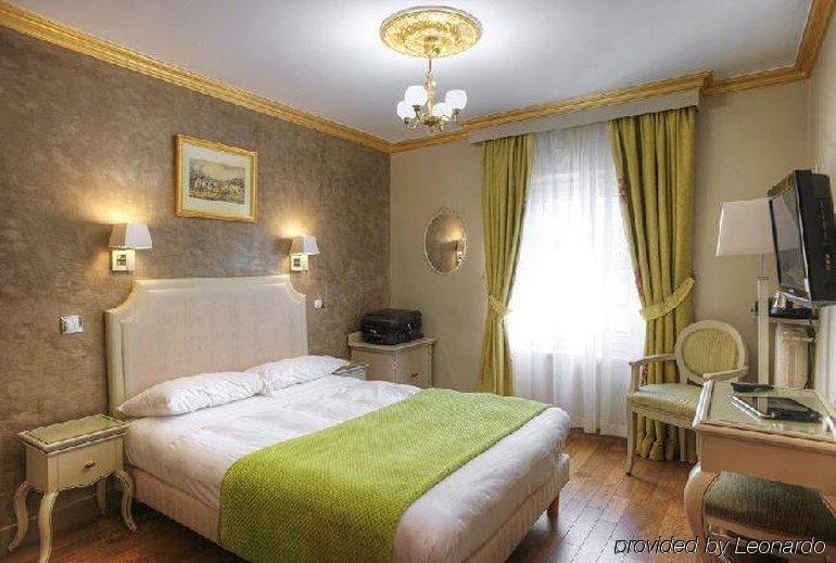 Art Hotel 3*