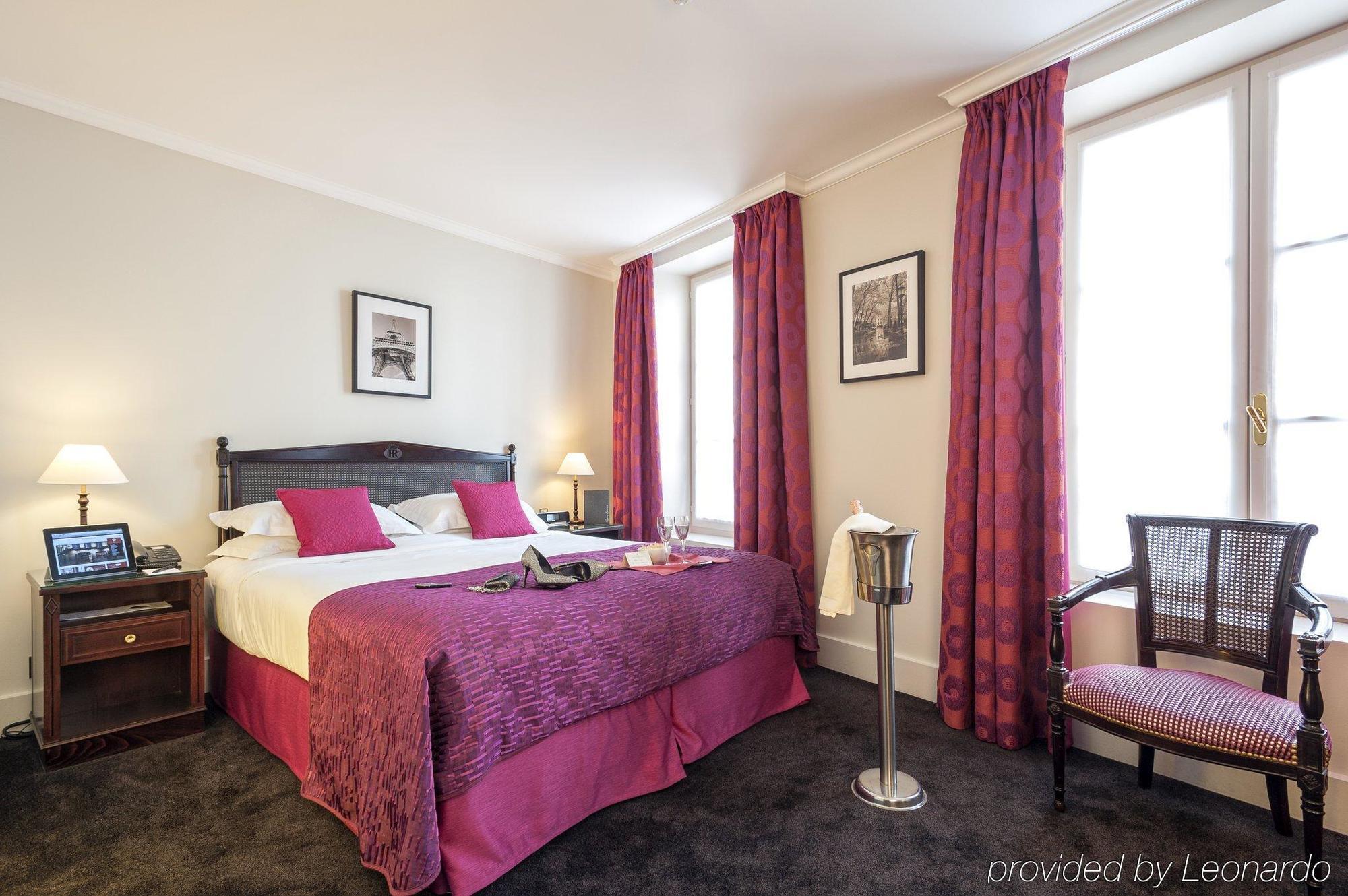 Royal Saint Honore Louvre 4*