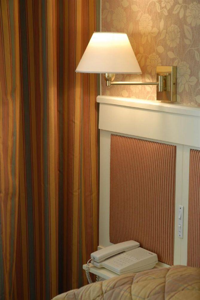 Volney Opera Hotel
