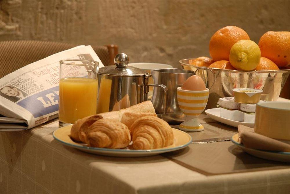 Hotel Volney Opera 3*