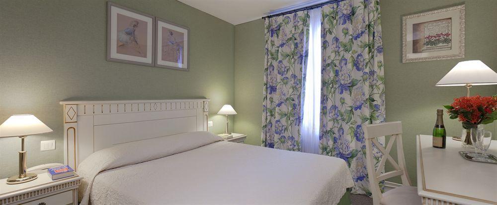 Hotel Beaubourg 3*