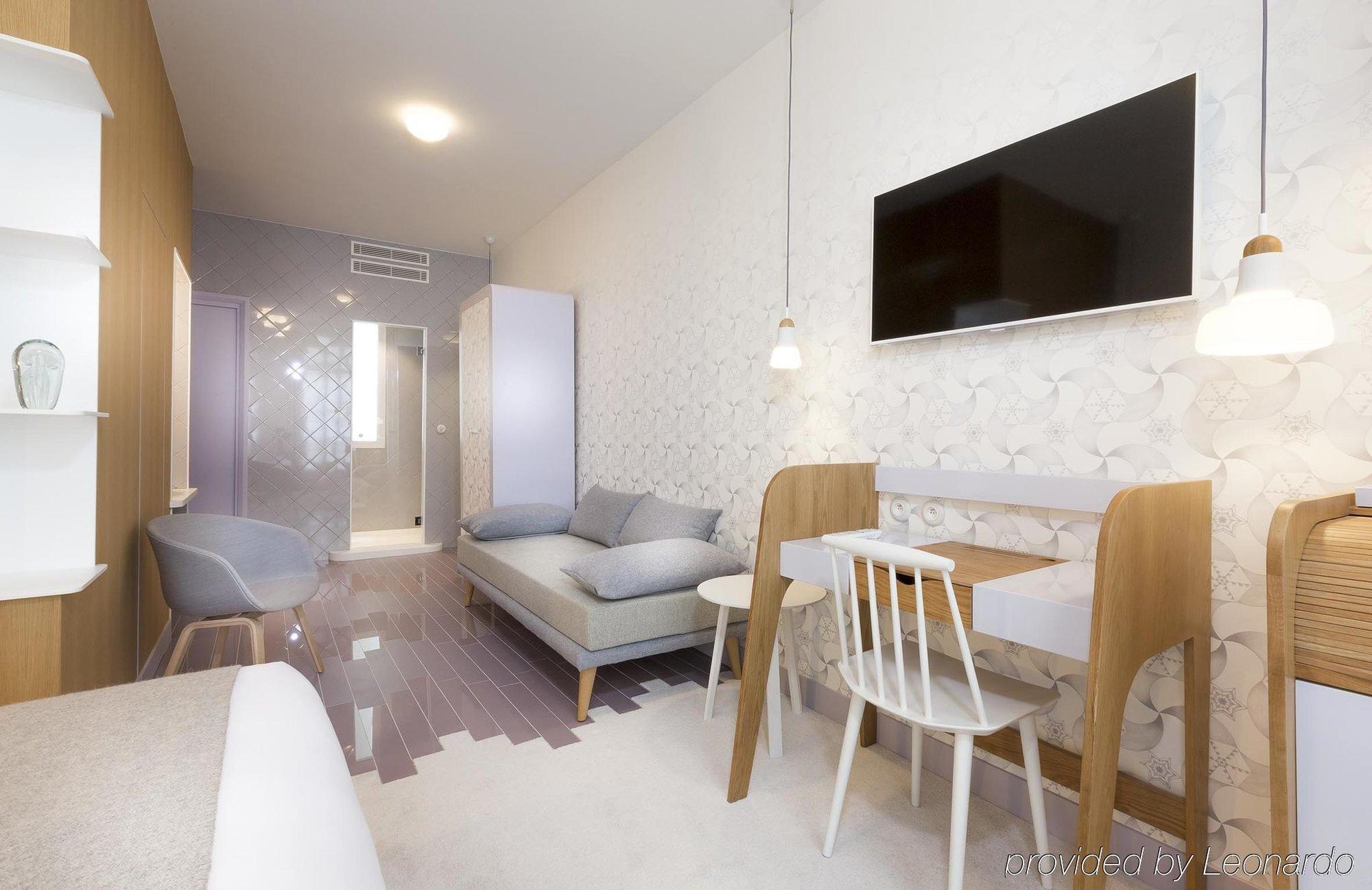 Hotel Le Lapin Blanc Paris