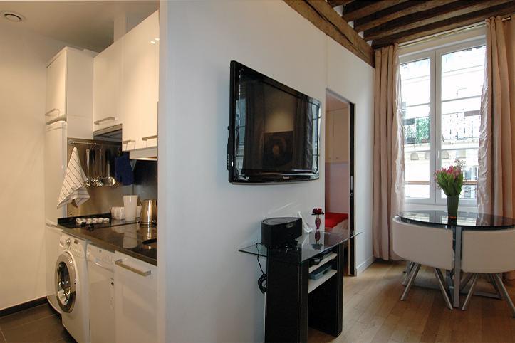 Holidaysinparis-bourg Tibourg Ii Appartement Paris