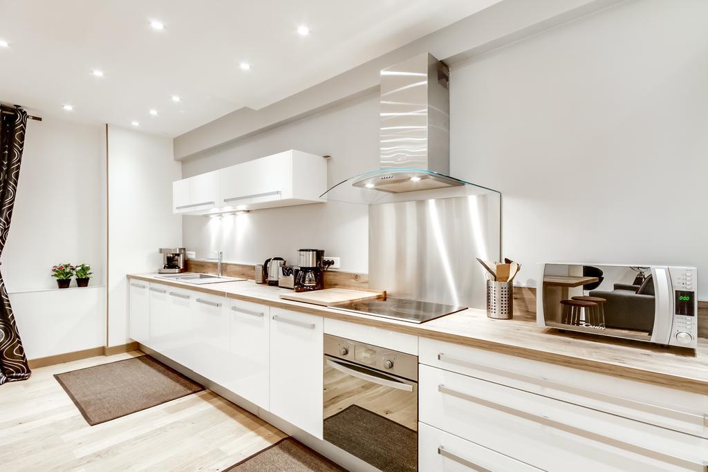 Just Renovated 138m2 On The Seine Paris