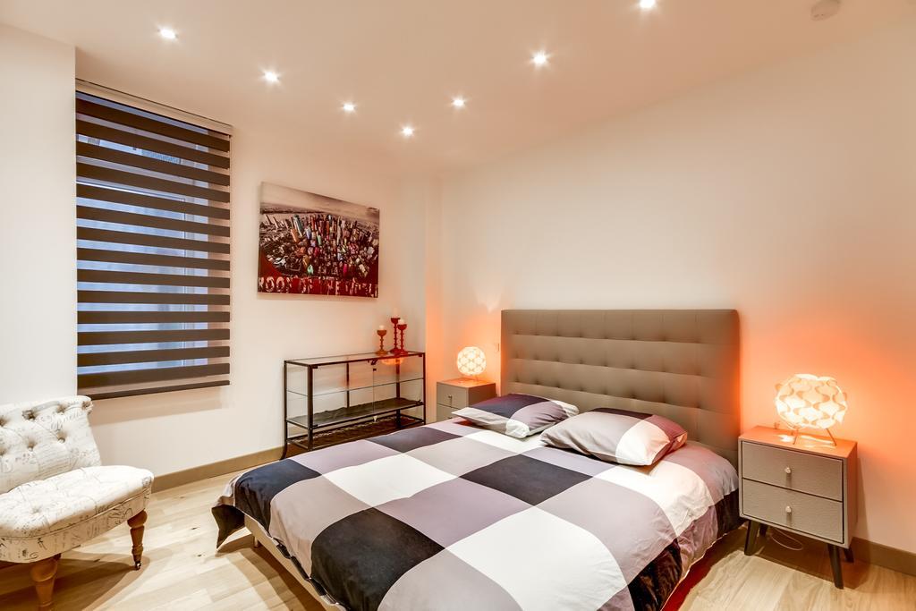 Just Renovated 138m2 On The Seine Apartment