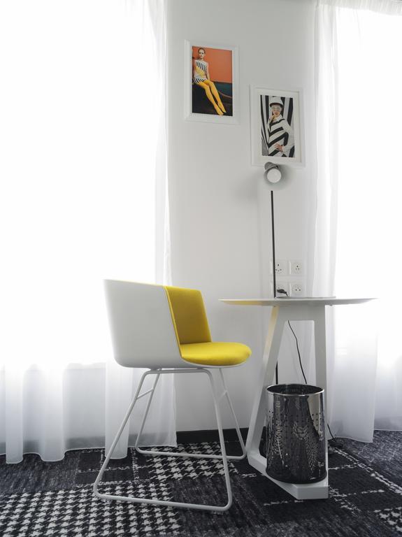 Hotel Ekta Champs Elysees 4*
