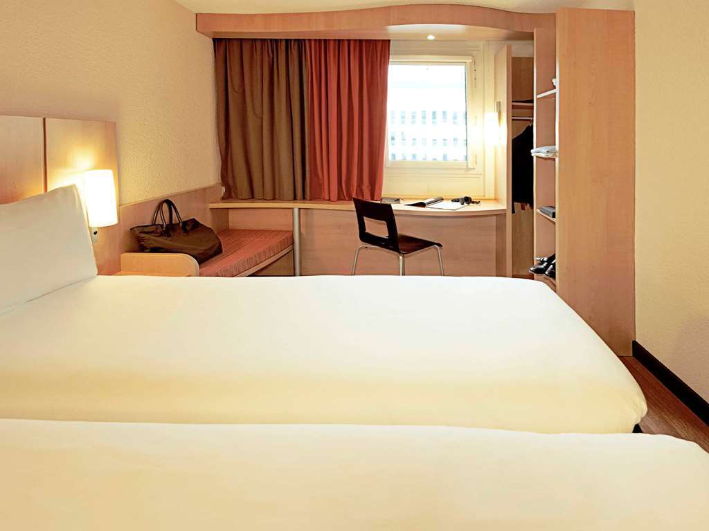 Ibis Canal Saint Martin Paris