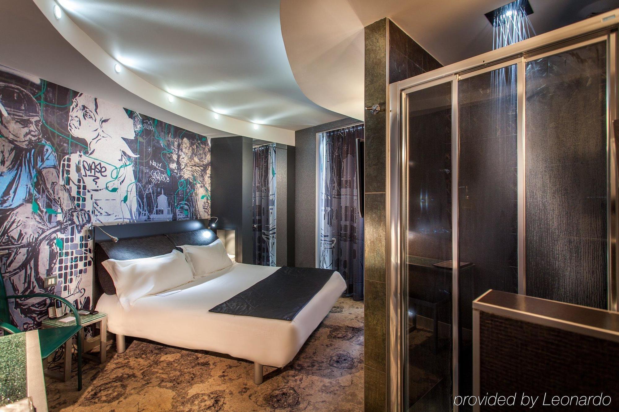Apostrophe Hotel 3*