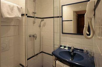 Hotel Welcome Paris