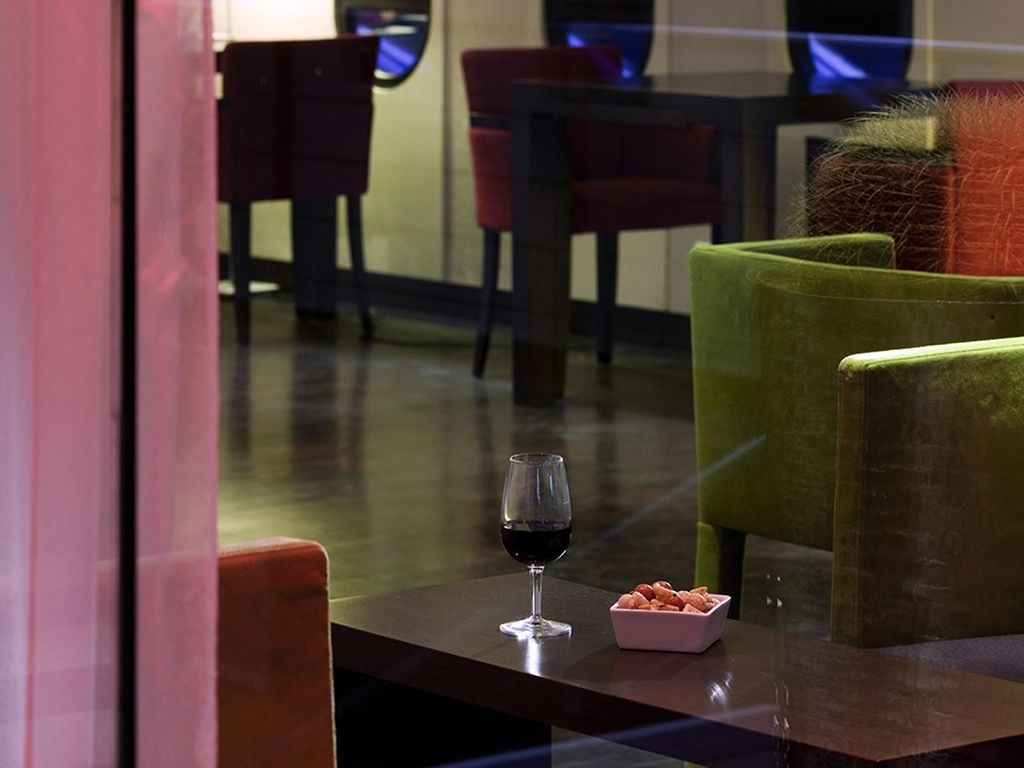 Hotel Mercure Gare De Lyon Tgv 4*